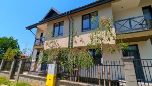 Vila moderna tip duplex, Strada Independentei, Comuna Berceni, Ilfov