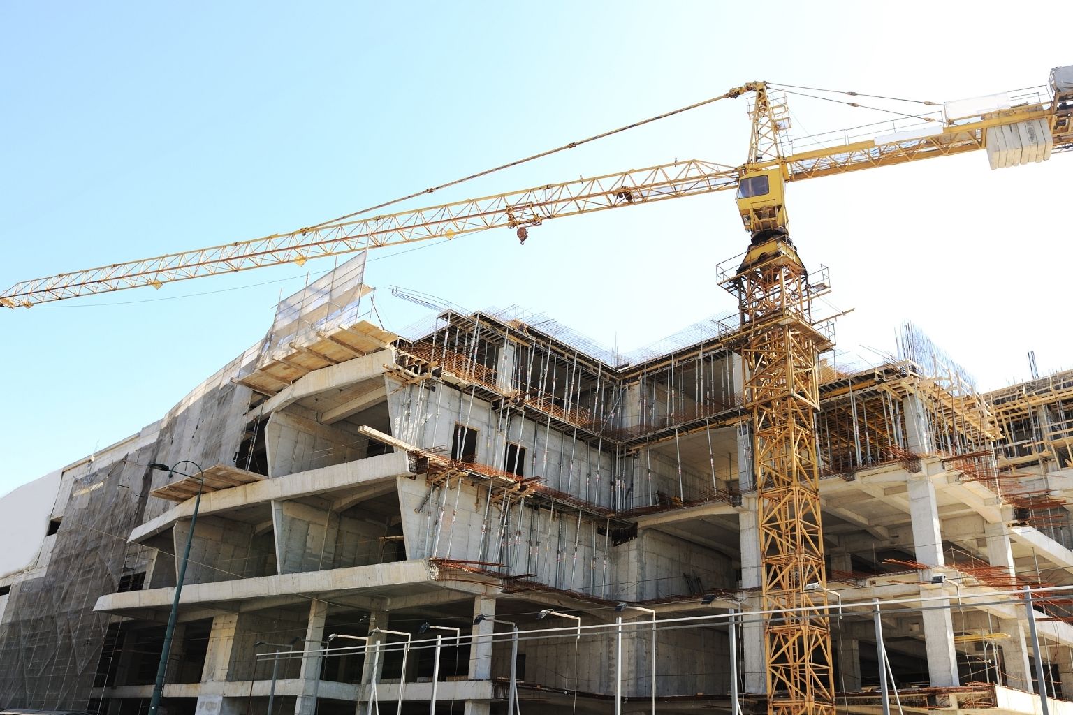 Cum influențează materialele de construcție confortul termic al unei locuințe? 5 Cum influențează materialele de construcție confortul termic al unei locuințe?