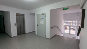 Apartament 2 camere, decomandat, Pasarela metrou Berceni, Popesti-Leordeni