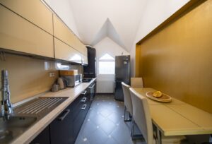 Apartament spectaculos cu 3 camere si scara interioara, metrou Berceni, Popești-Leordeni