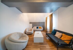 Apartament spectaculos cu 3 camere si scara interioara, metrou Berceni, Popești-Leordeni