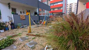 Apartament cu 2 camere, gata de mutare, curte 50 mp, imobil nou in zona statiei de metrou Berceni