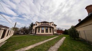 Vila individuala spectaculoasa, 5 camere, P+M, curte 460 mp, Comuna Berceni