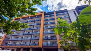 Locuinta noua, moderna cu 2 camere, piscina exterioara – Str. Biruntei, Popesti-Leordeni