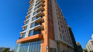 Apartament 3 camere, 78.90 mp total, 2 bai si 2 balcoane – Sky Garden Residence, metrou Berceni
