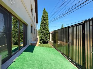 Casa premium pentru familie, cu garaj, living generos si curte amenajata | Comuna Berceni