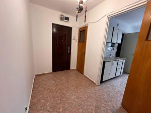 Apartament spatios cu 3 camere, etaj intermediar, zona Emil Racovita, Sectorul 4