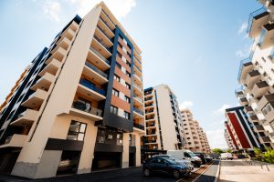 Apartament cu 2 camere, zona excelenta, metrou Aparatorii Patriei