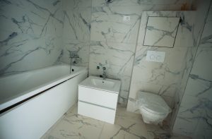 Apartament cu 2 camere, finisaje noi, Strada Biruintei, pasarela metrou Berceni