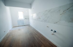 Apartament cu 2 camere, finisaje noi, Strada Biruintei, pasarela metrou Berceni