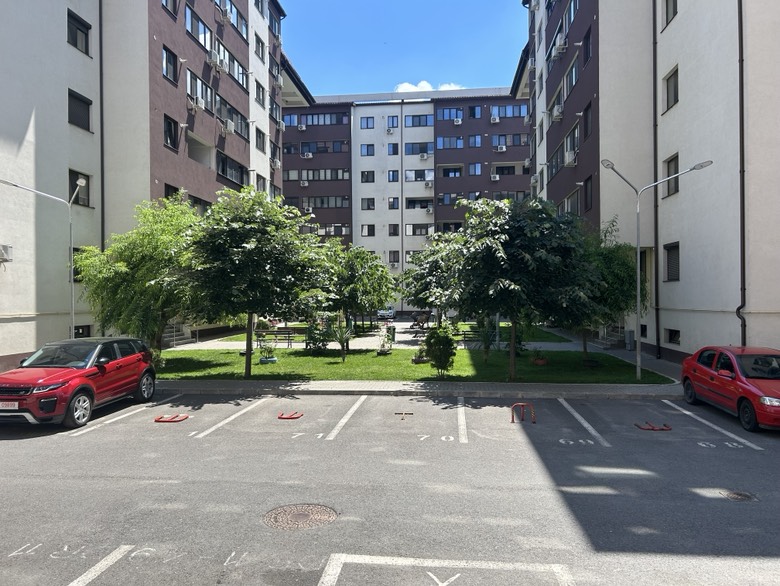 Apartament modern compartimentat, mobilat si utilat complet, zona Rahova – Targ Pucheni